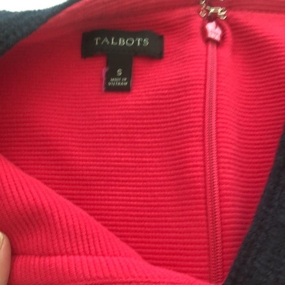 Talbots hot pink ribbed sheath dress with navy embroidered neckline size small - Picture 3 of 9